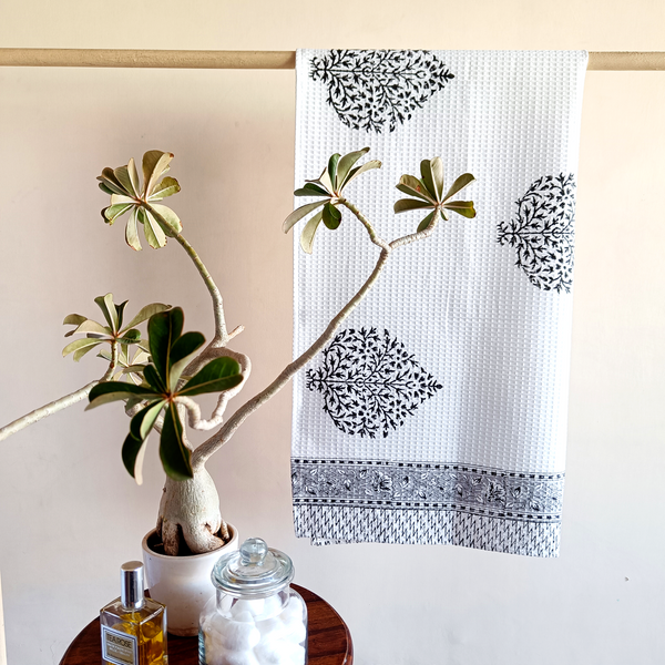 Block Printed Bath Towel Tree Red Earth